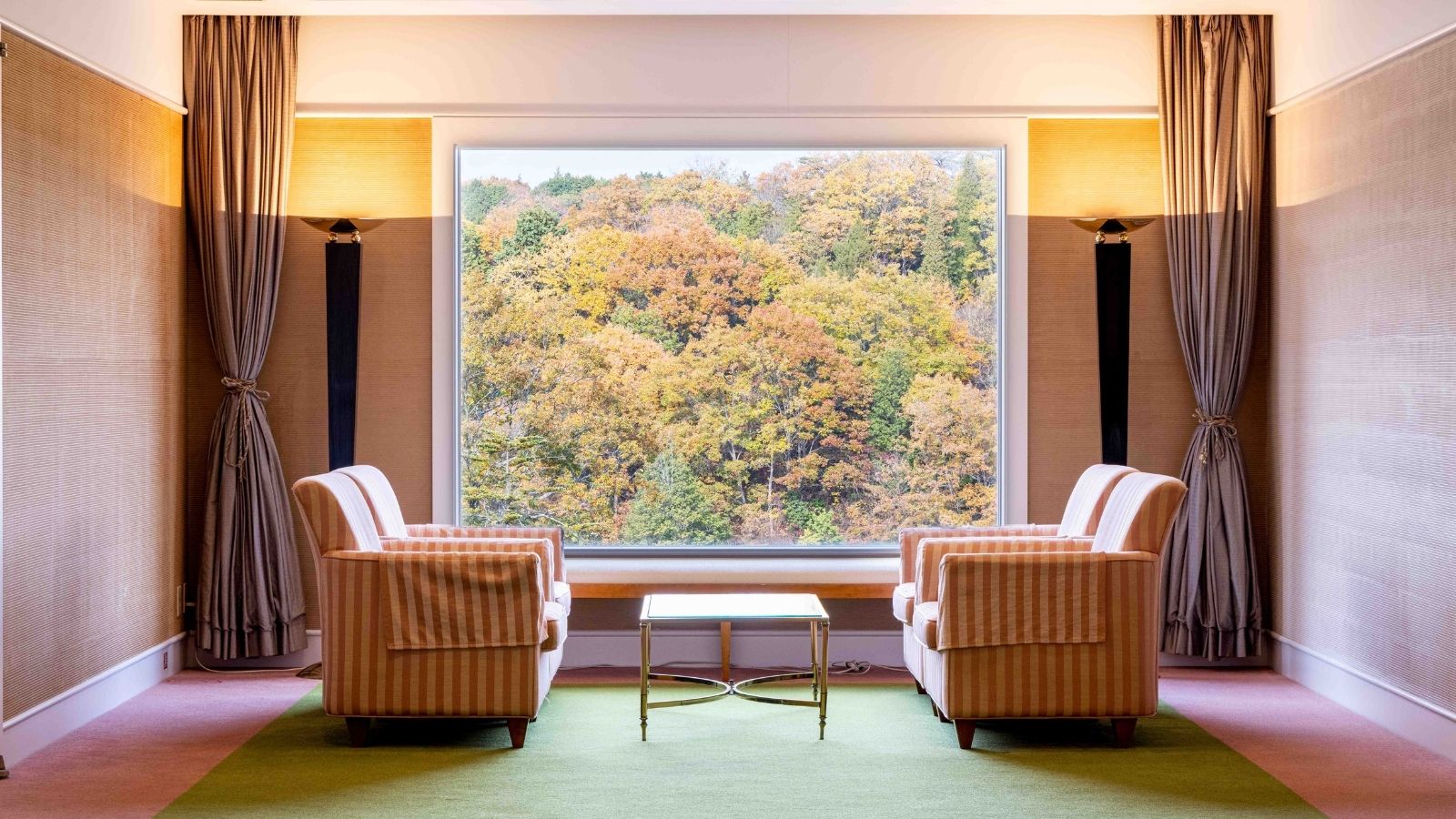 宴会会場　ホワイエ