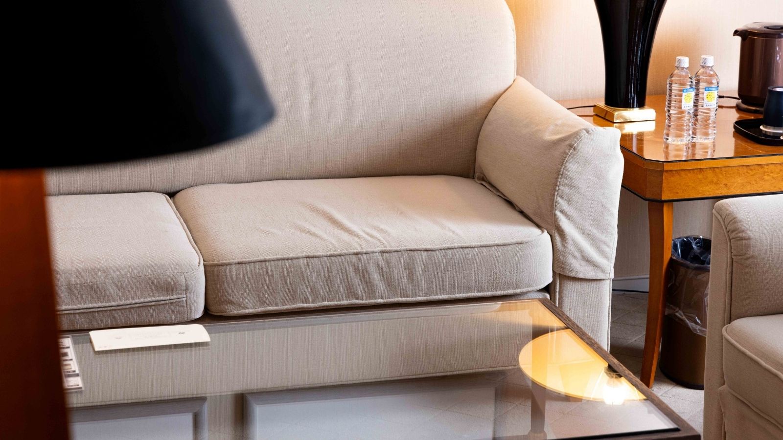 エアポートビューファミリー　リビング　ソファ