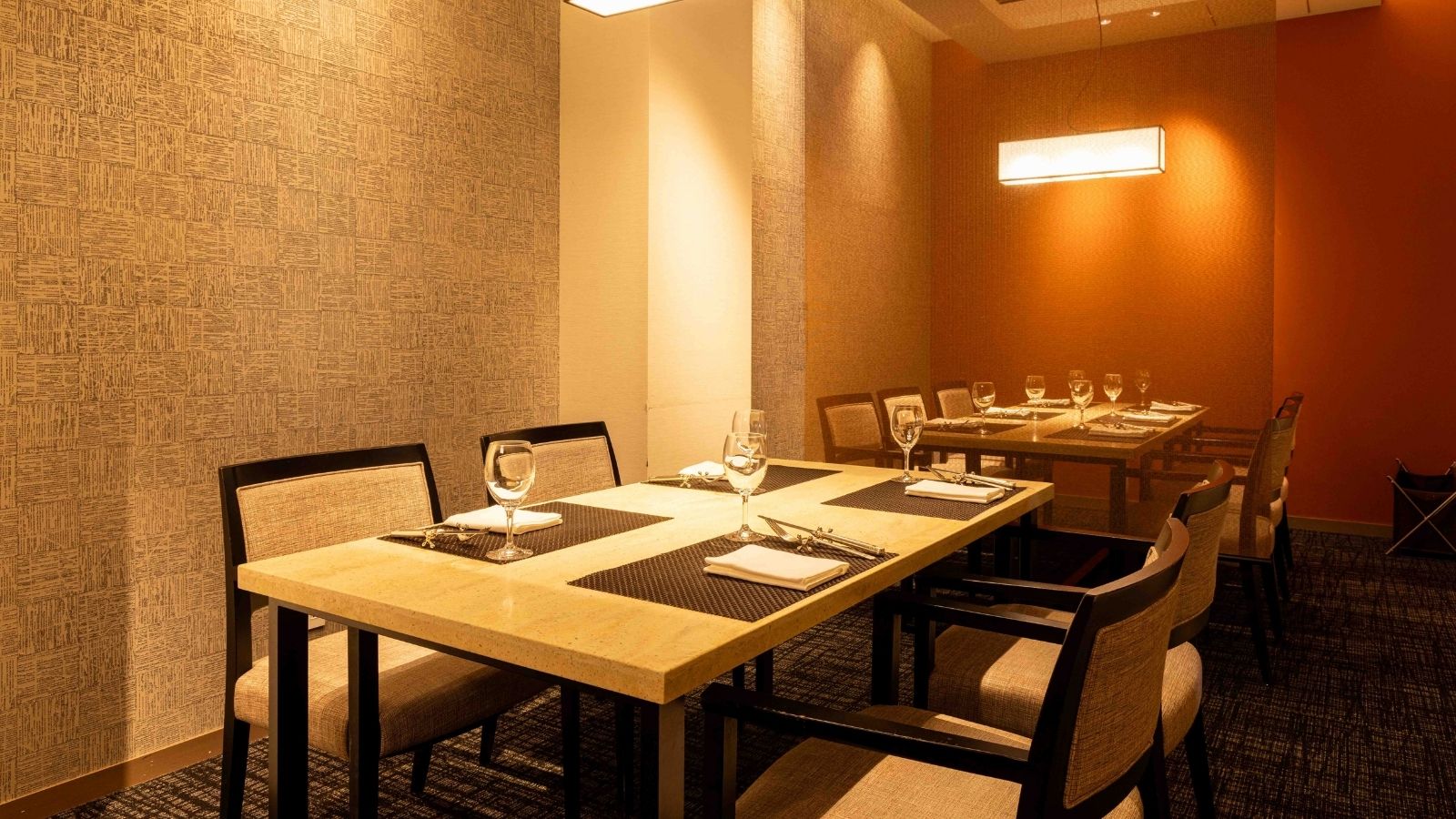 オールデイダイニング　アチェロ　半個室