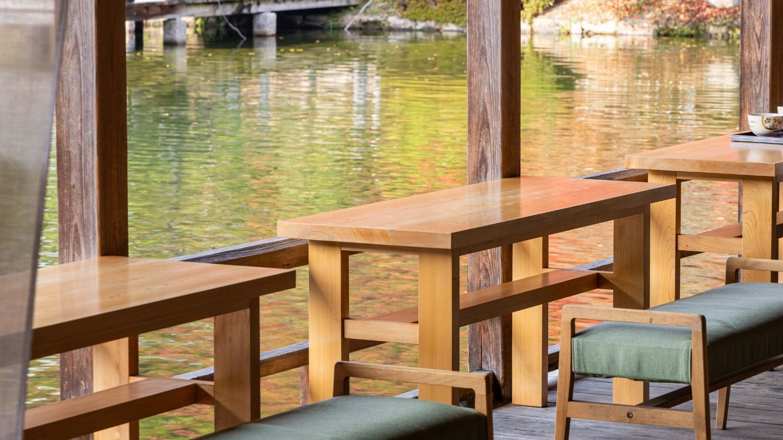 周辺観光地　三景園