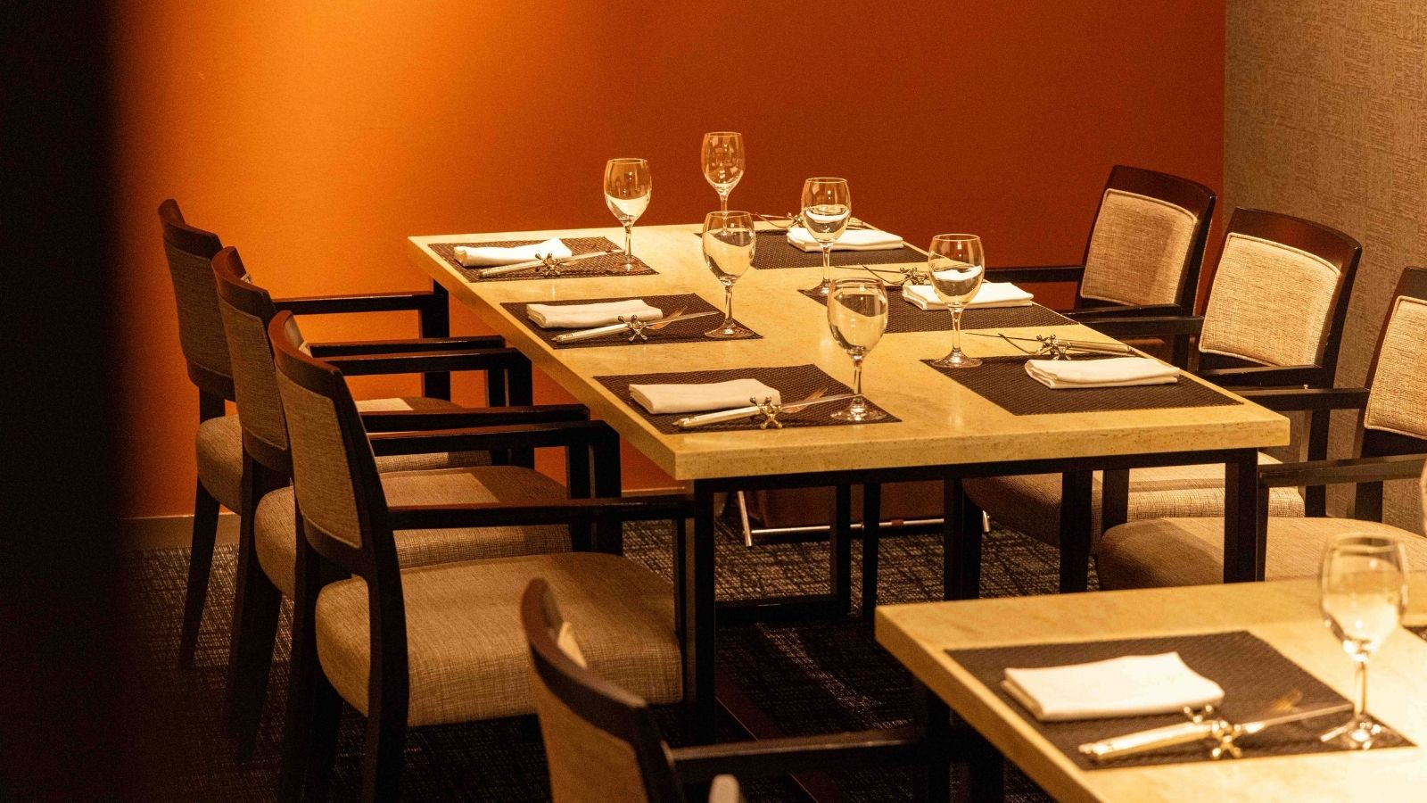 オールデイダイニング　アチェロ　半個室