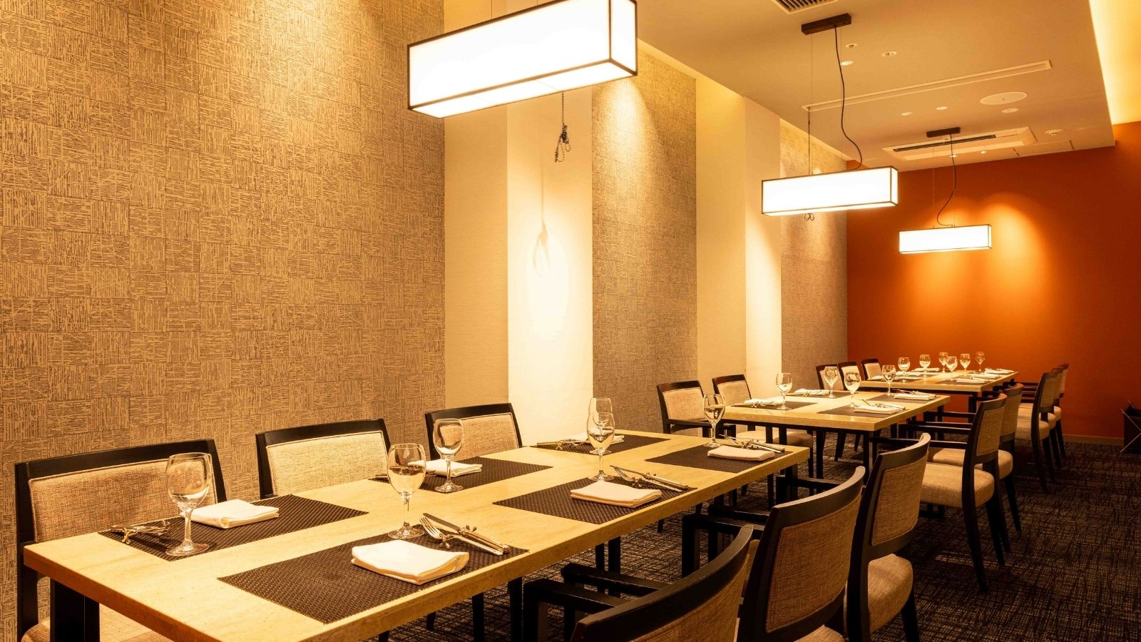 オールデイダイニング　アチェロ　半個室