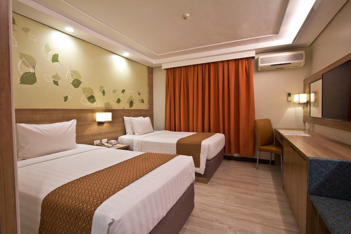 Crown Regency Hotel Makati