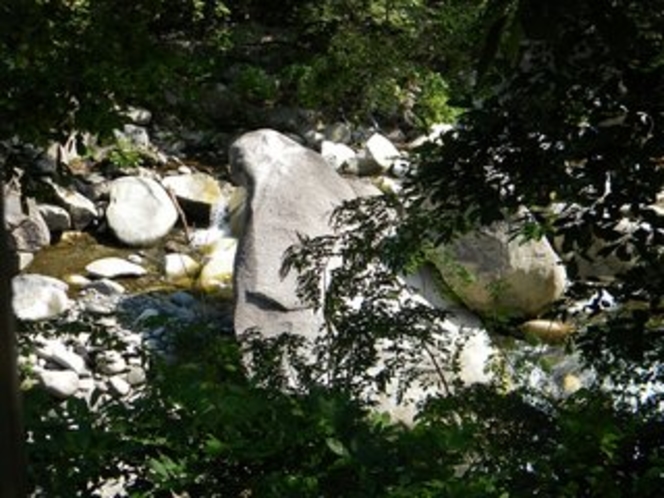オットセイ岩