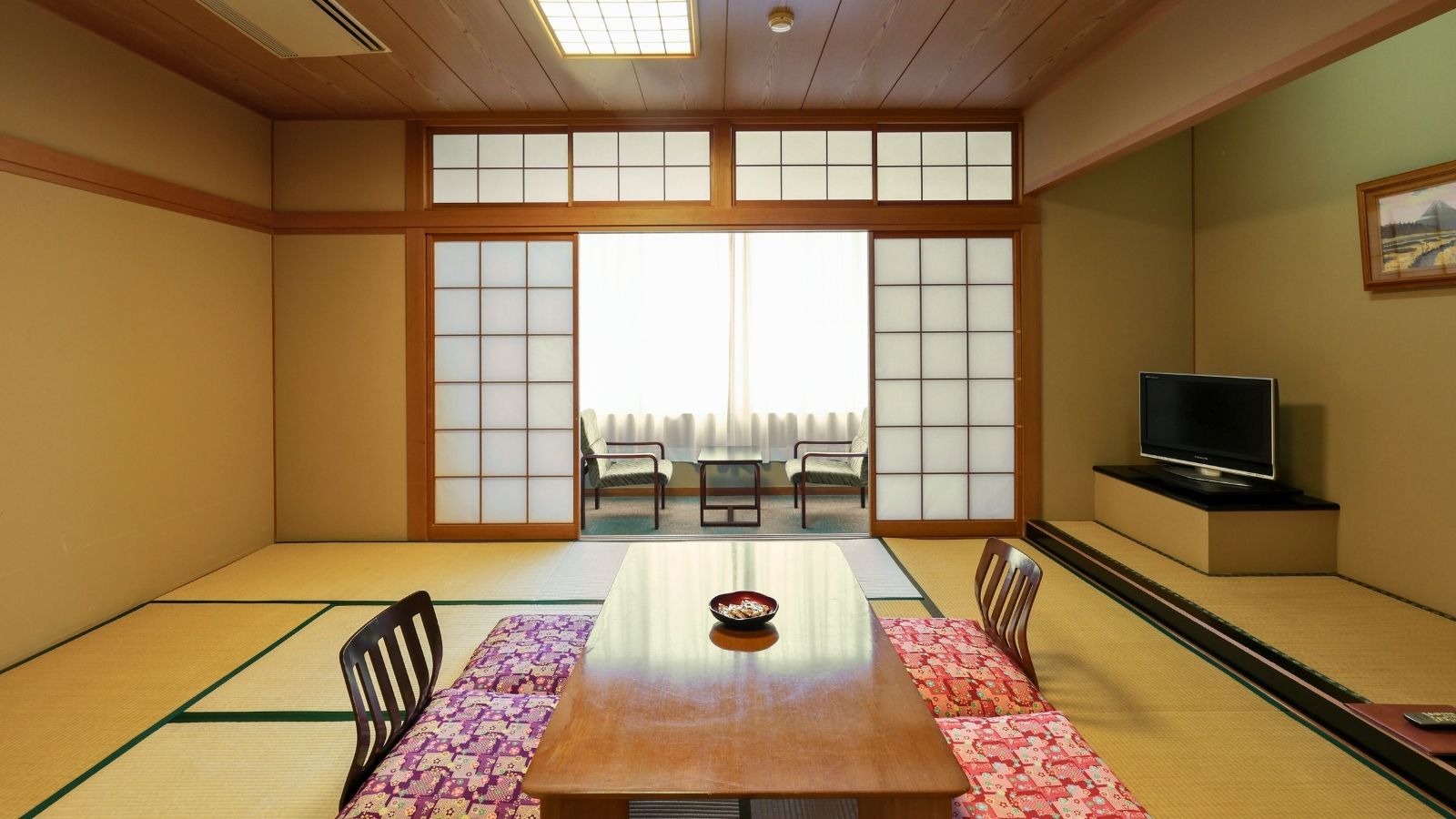 【スタンダード和室】中庭眺望付き客室＜35〜45平米＞