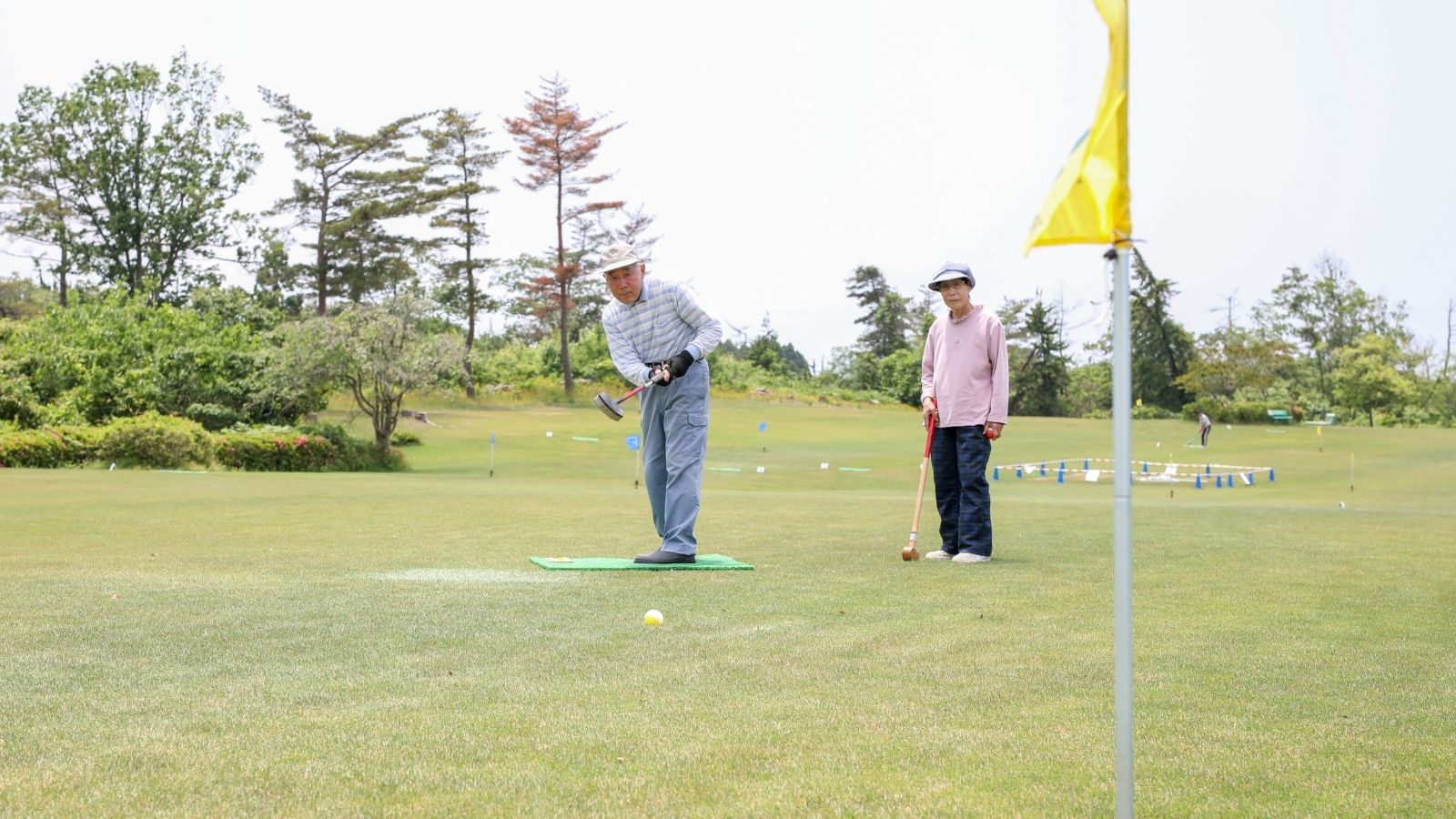 【パークゴルフ】認定本格コースでお楽しみください。