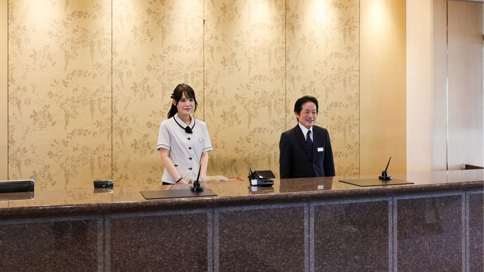 【エントランスロビー】心和むチェックインを。