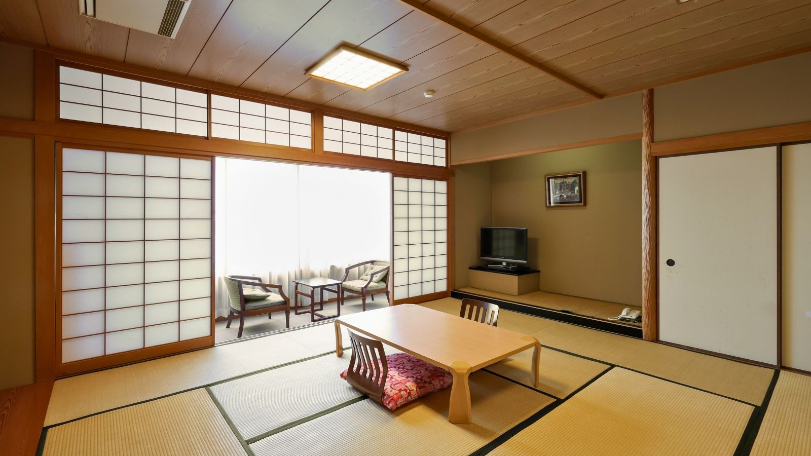 【スタンダード和室】中庭眺望付き客室＜35〜45平米＞