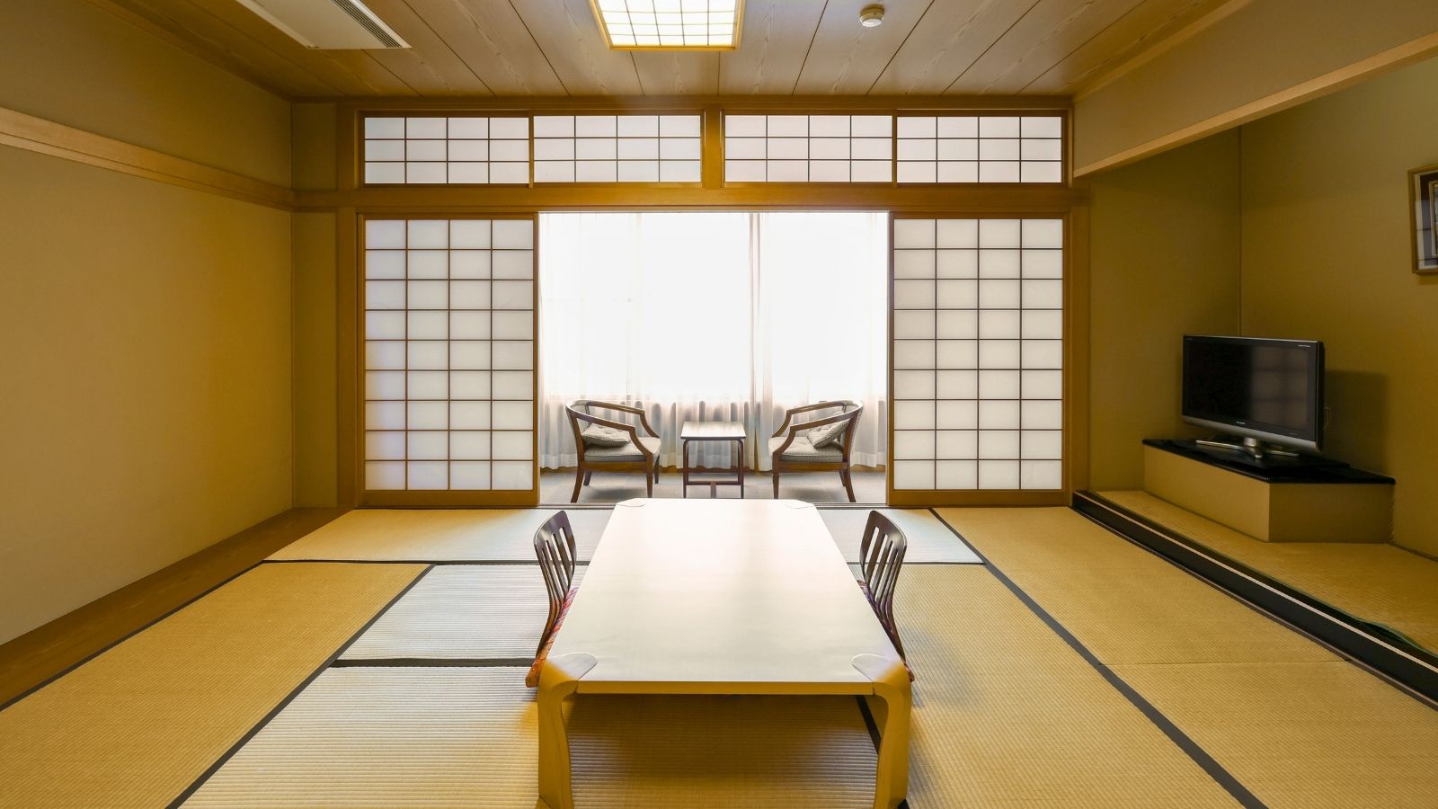 【スタンダード和室】中庭眺望付き客室＜35〜45平米＞