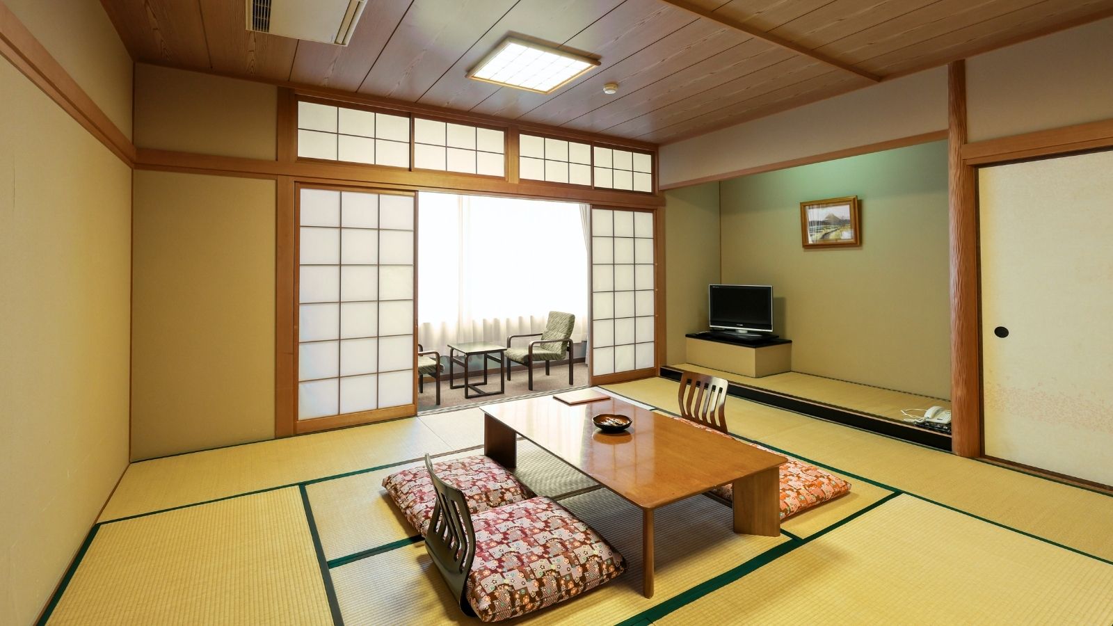 【スタンダード和室】中庭眺望付き客室＜35〜45平米＞