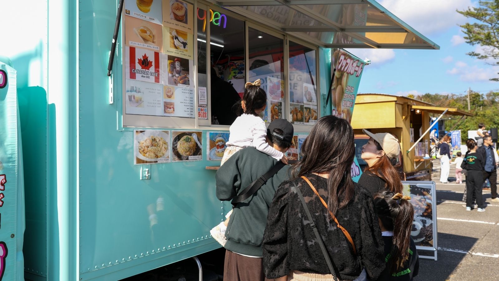 【キッチンカー】イベント時には話題のフードトラックが出店！