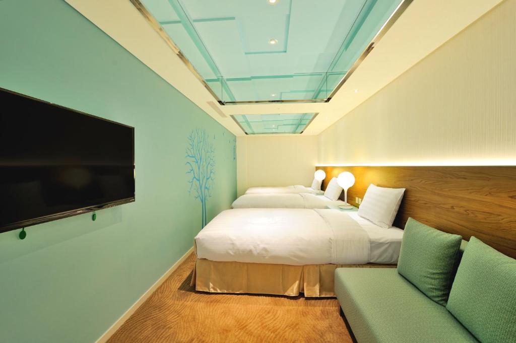 デラックストリプル　窓なし