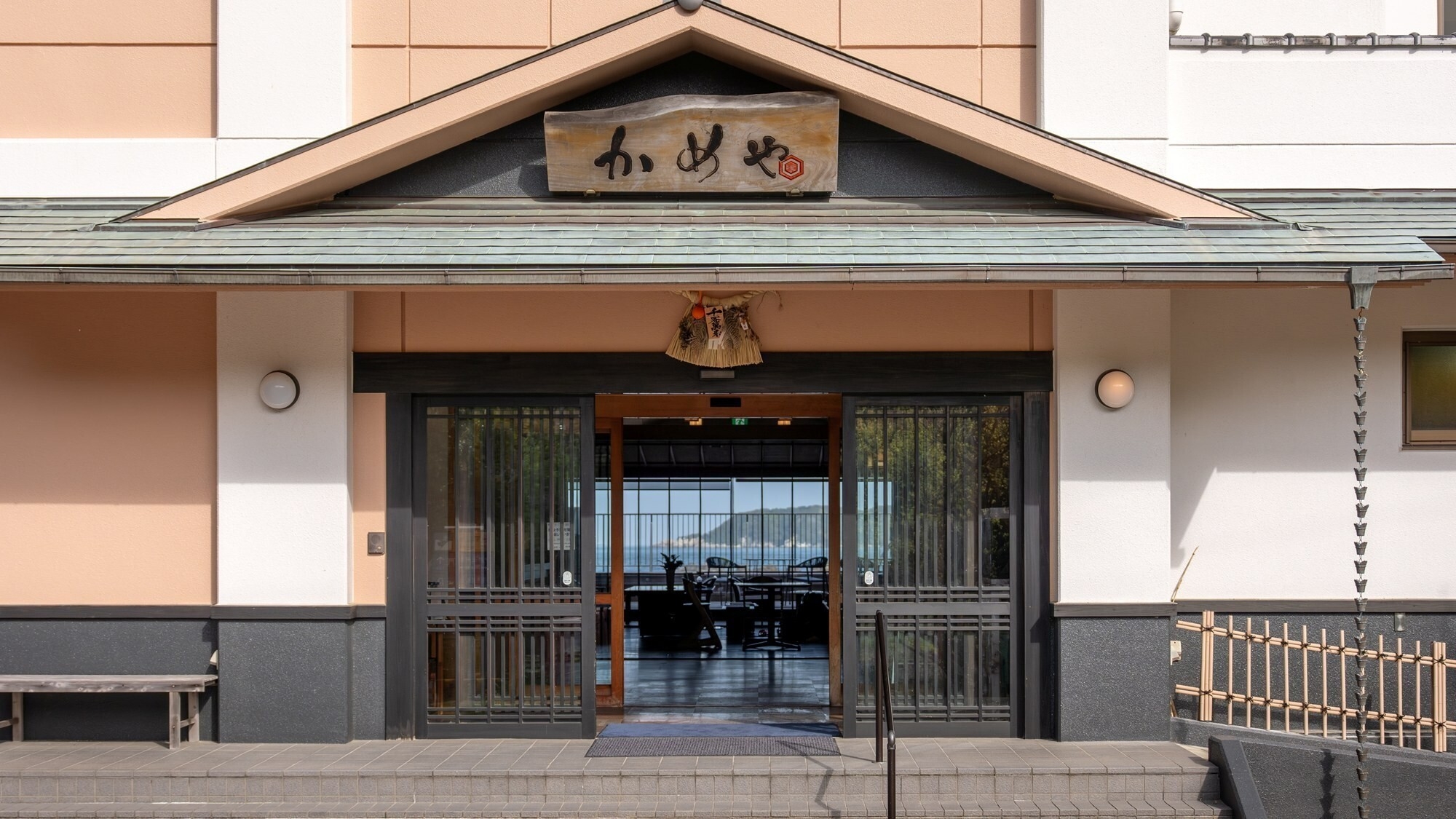 【美味少量】三大味覚会席を気軽に少しずつ♪◆伊勢海老・鮑・松阪牛を味わう（2食付）