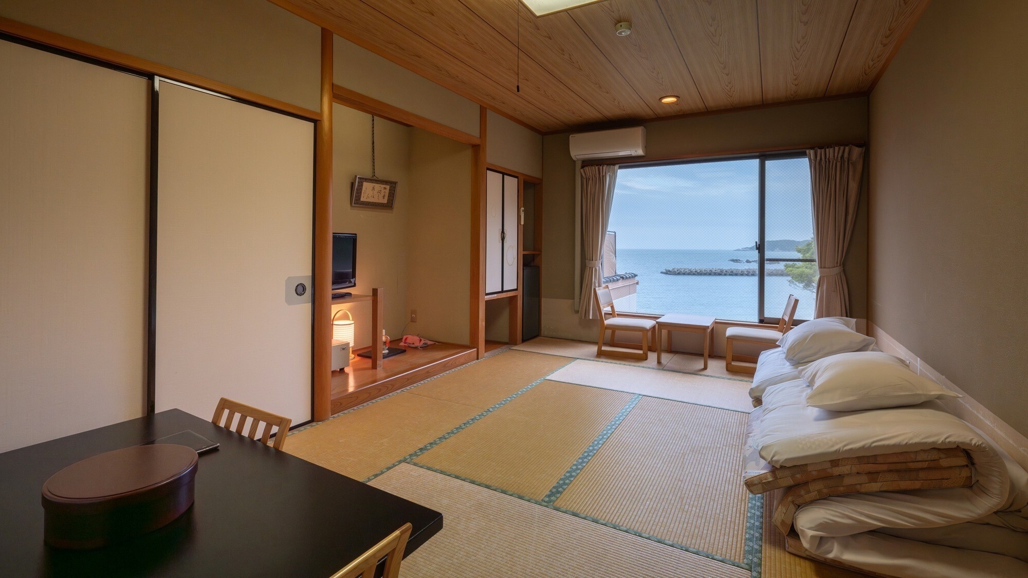 【お盆限定】夏休みのファミリー旅行に♪■オーシャンビュー大浴場と客室で心ほどけるひととき（素泊り）