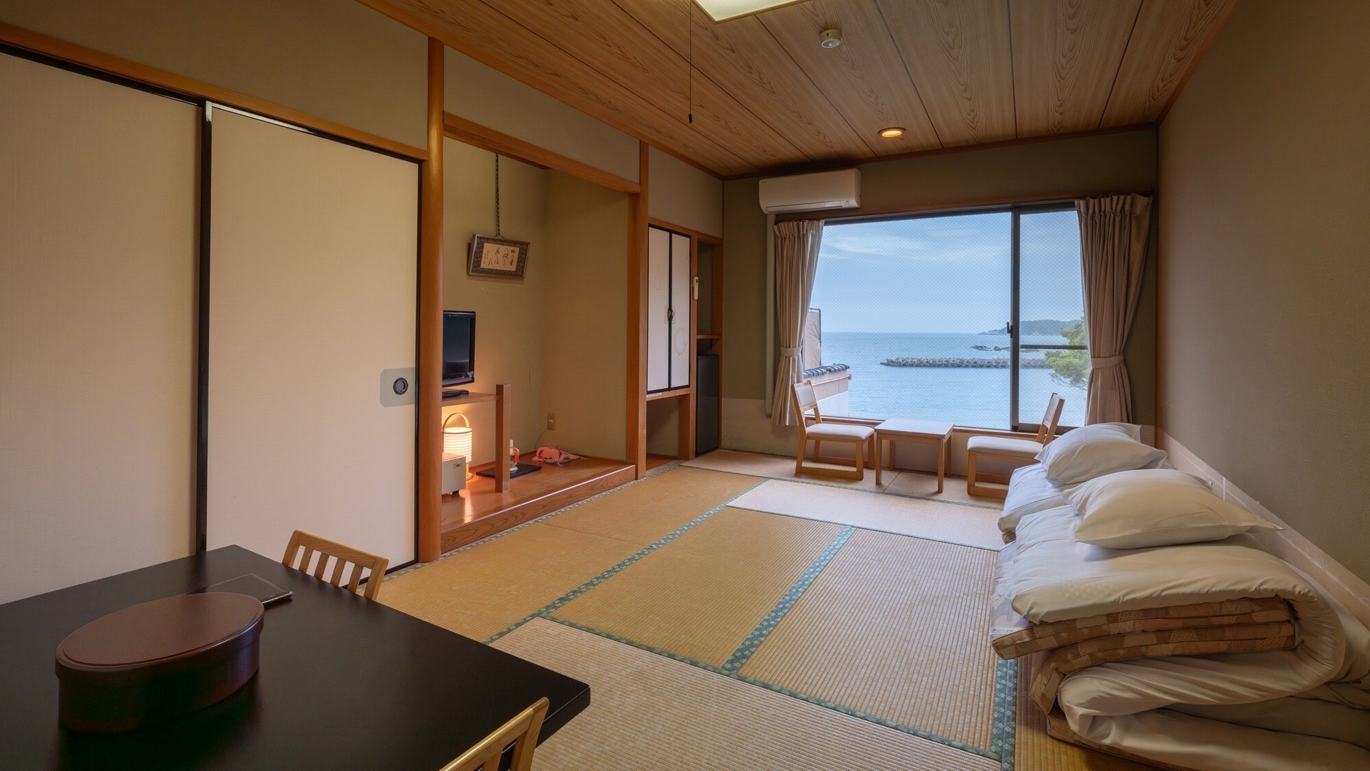 ＜オーシャンビュー＞和室10畳（3名まで｜お得に海が見える）