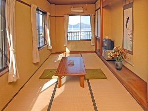 【祝い魚】≪美し国≫地魚３種・鮑・伊勢海老舟盛り☆伊勢海老塩焼き 