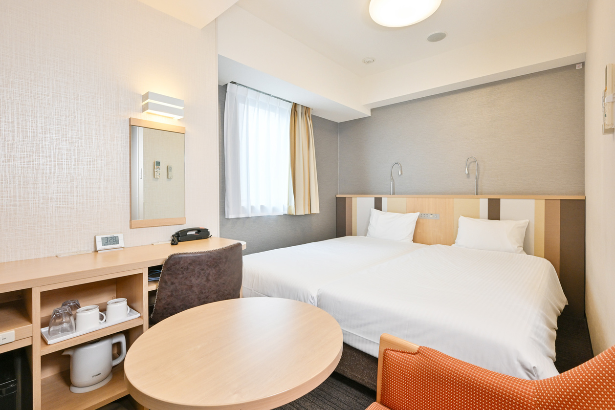 【ハリウッドツイン】