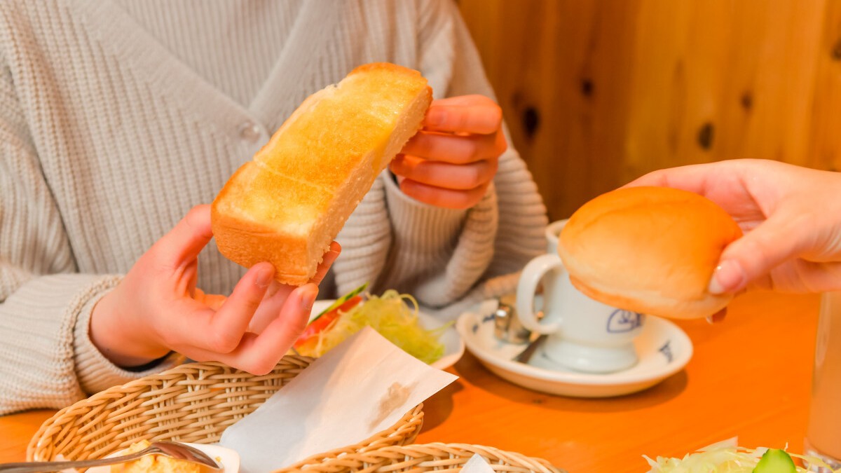 朝食