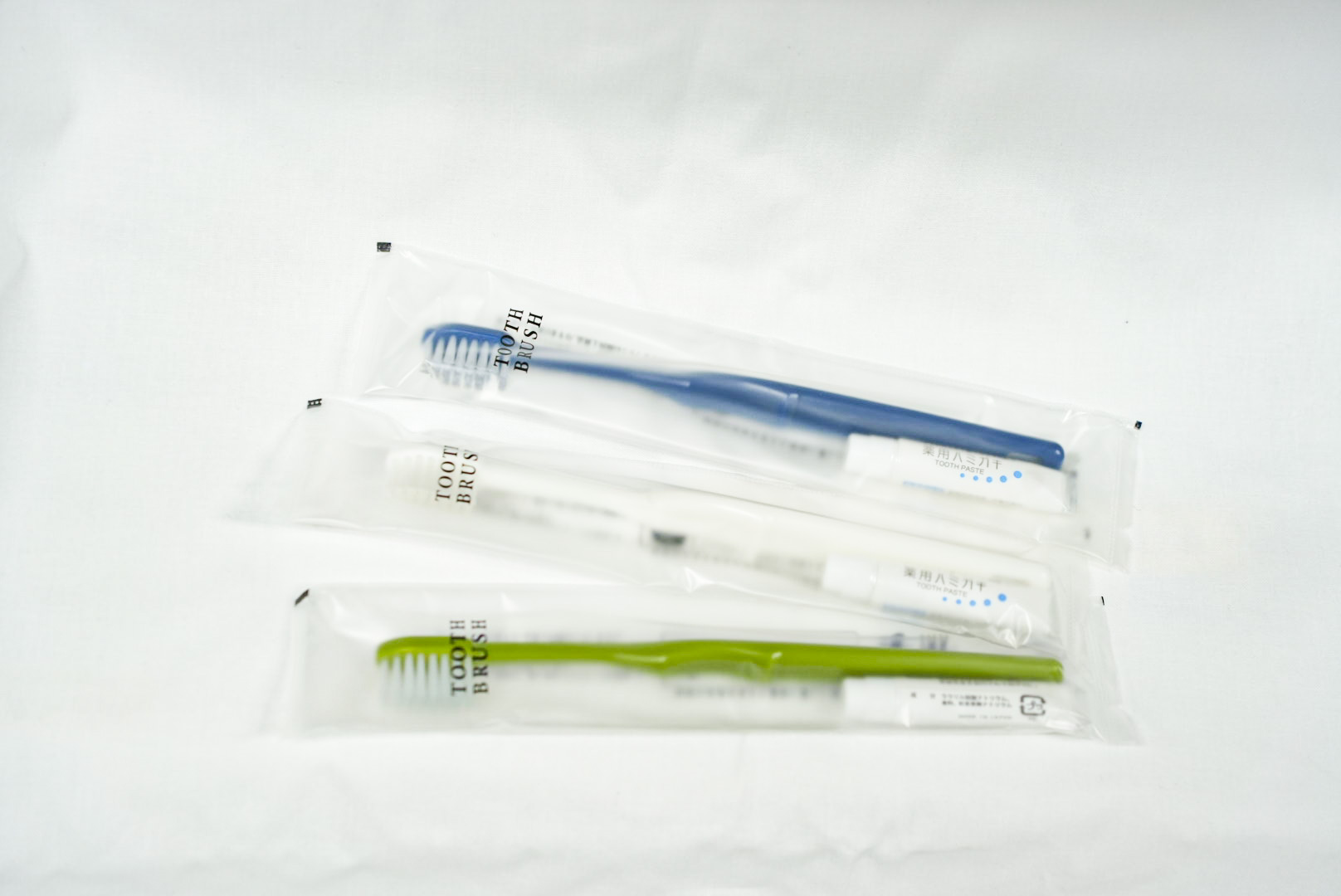 歯ブラシはやわらかめ・普通・かための3種類ございます