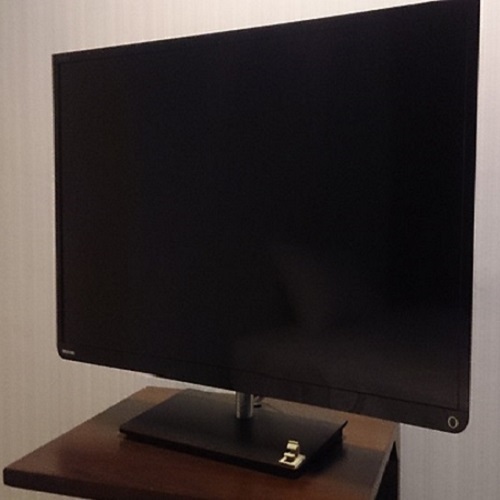 LCD TV installed in all rooms! !!
