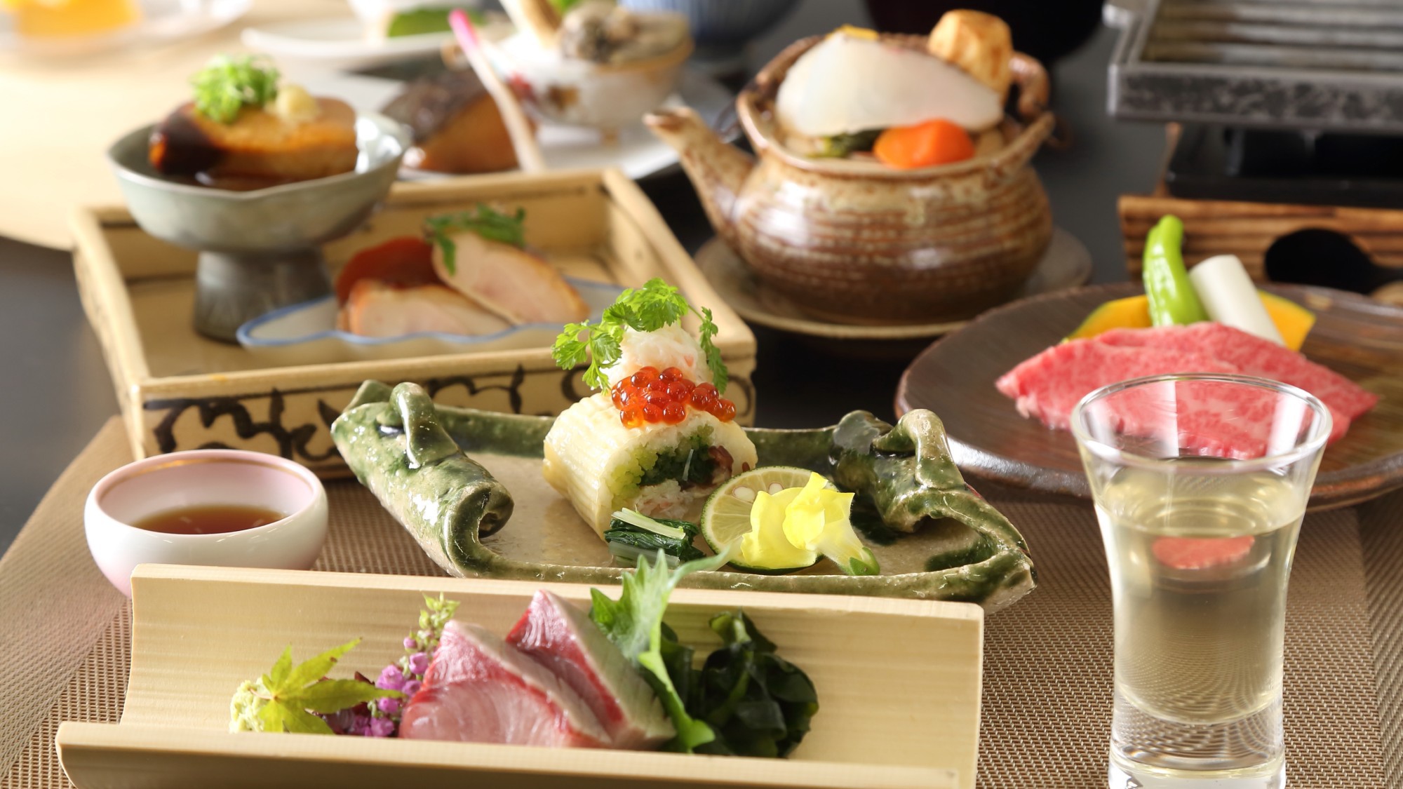 夕食時ワンドリンク付【2食付】基本宿泊プラン季節の京風創作会席と京を味わう朝ごはん●駐車無料