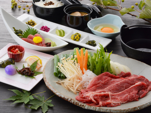 【2食付】京都・嵐山で夕食は手軽に京都牛すき焼き膳と手作り豆腐体験の朝食