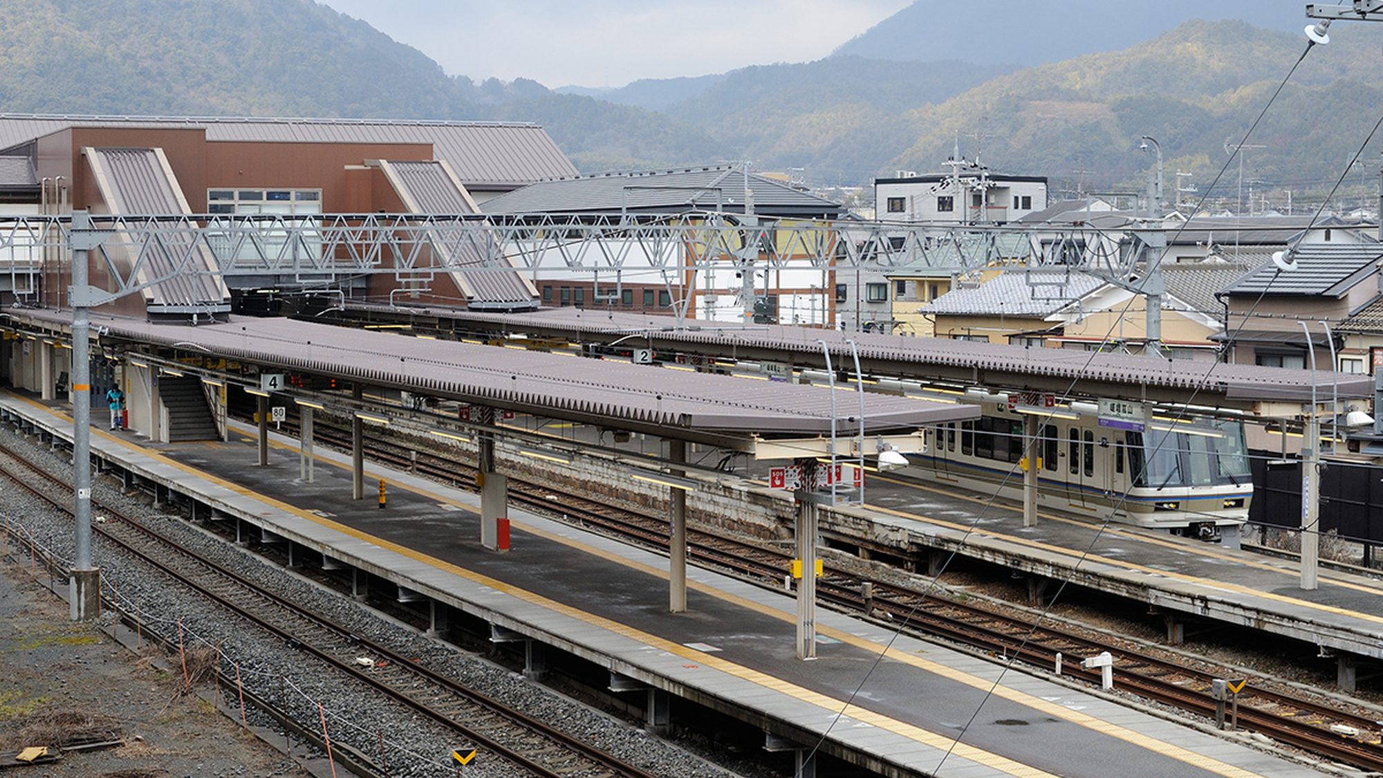 ・【和室7.5畳】電車好きの方やお子様連れのご家族に最適です
