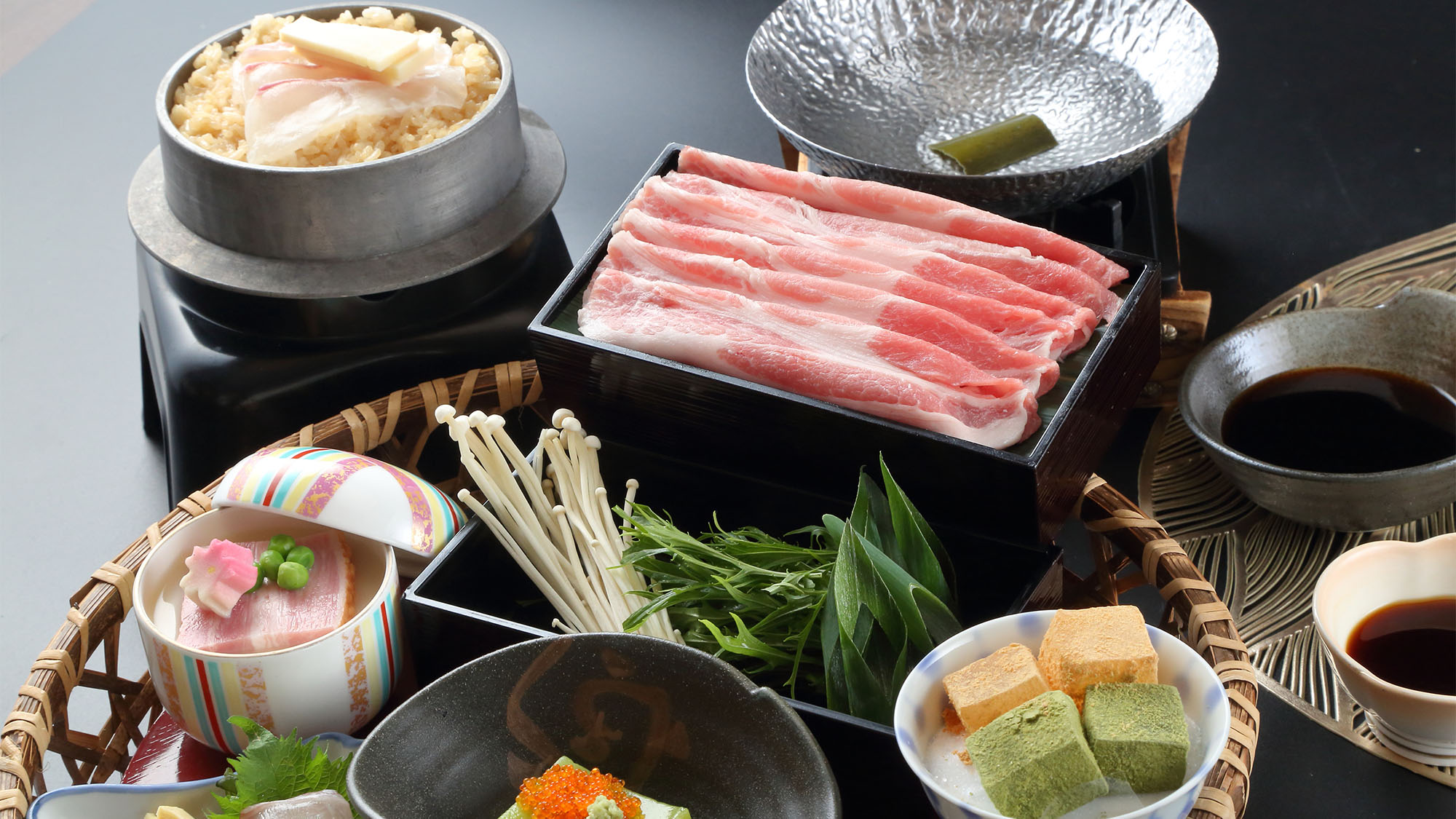 ・【釜めし御膳（春）一例：鯛と筍】選べる季節替わりの釜めしをご賞味ください