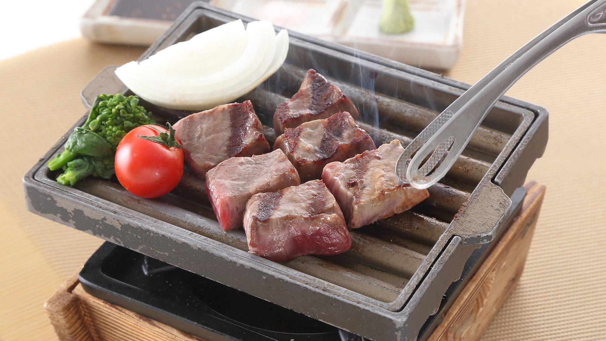 ・【レストラン：ステーキ会食一例】京都牛をお好みの焼き加減でお召し上がりください