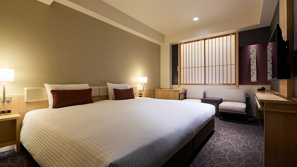 スタンダードワイドキング　22㎡　ベッド：2,220&times;1,970mm