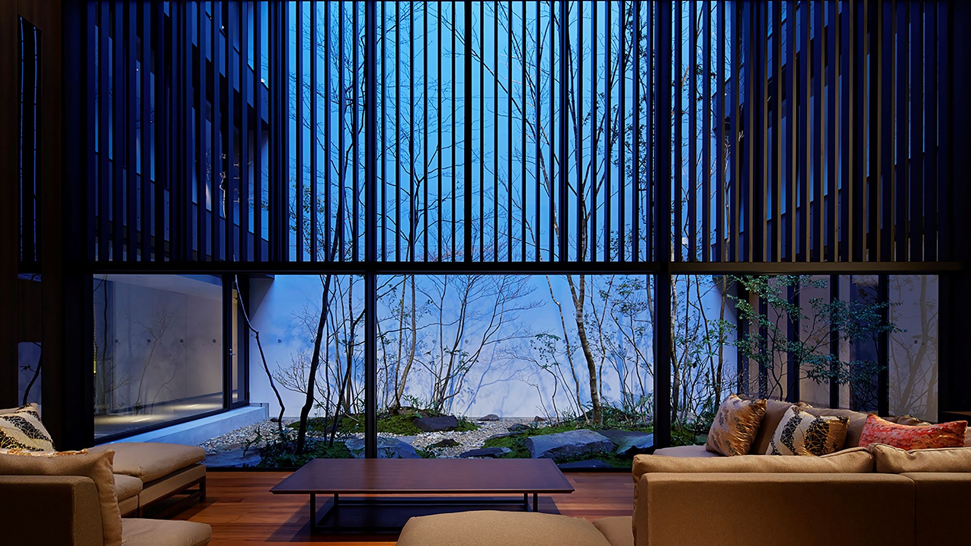 ロビーラウンジ