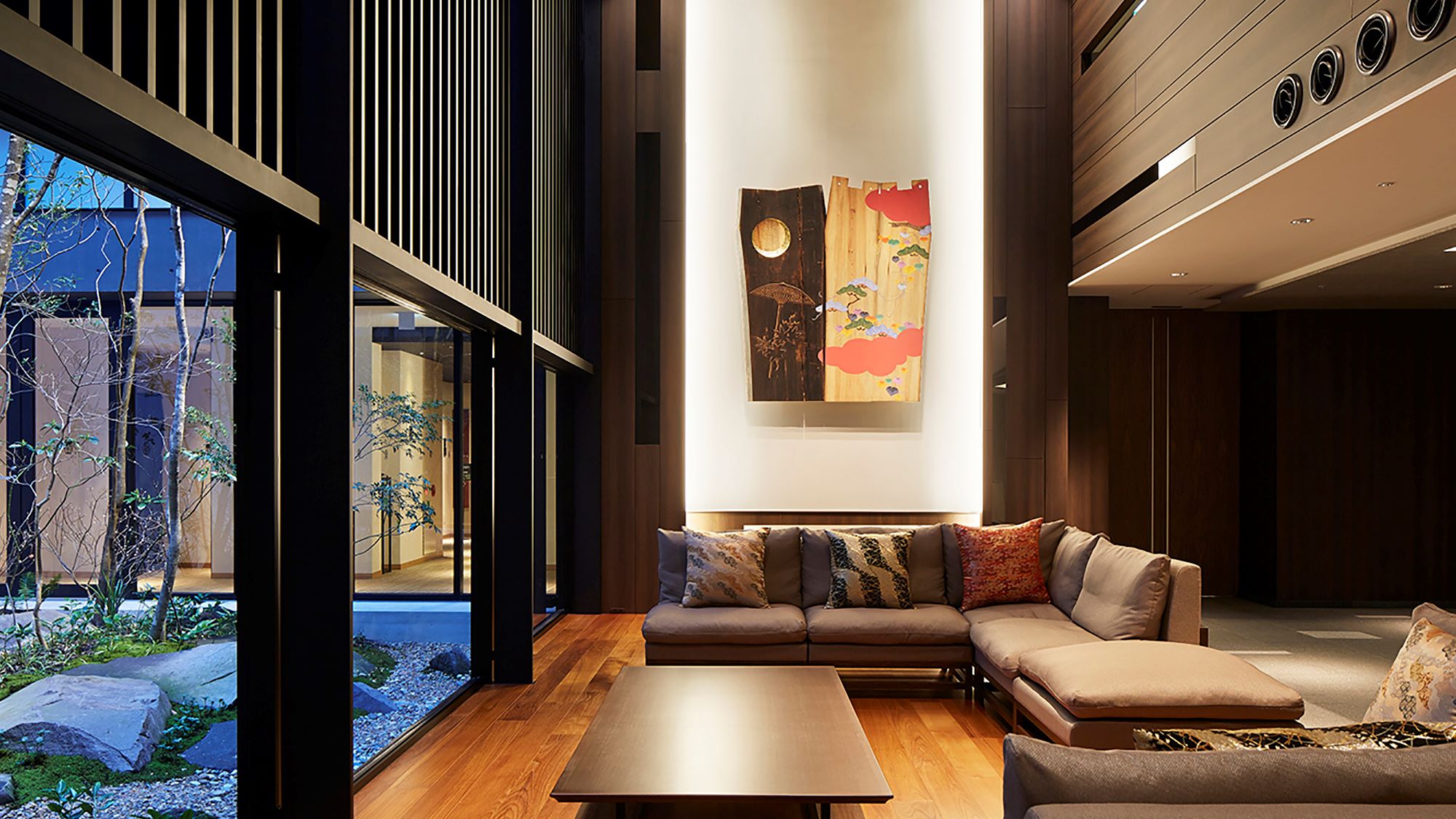 ロビーラウンジ