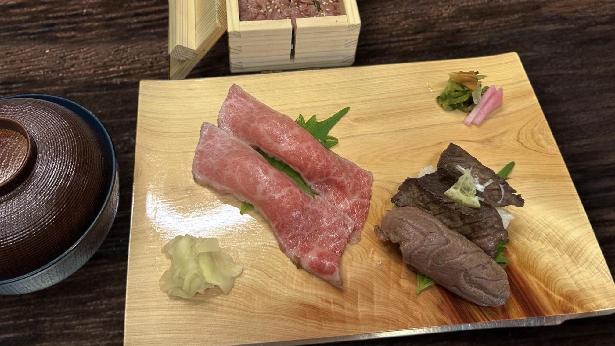 【すみれ２０周年記念】「すみれの米沢牛寿司ブランチプラン」一泊二食プラン／※朝食無