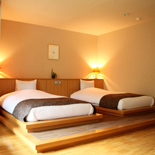 [European resort-style Western-style room "Hime"] Relax on a Simmons bed surrounded by the pleasant scent of potpourri.