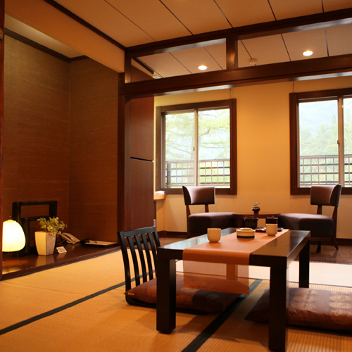 [Genji, a Japanese-style bedroom] A relaxing space with warm lighting and a calming atmosphere. We offer a wide range of bedding to help you sleep well.