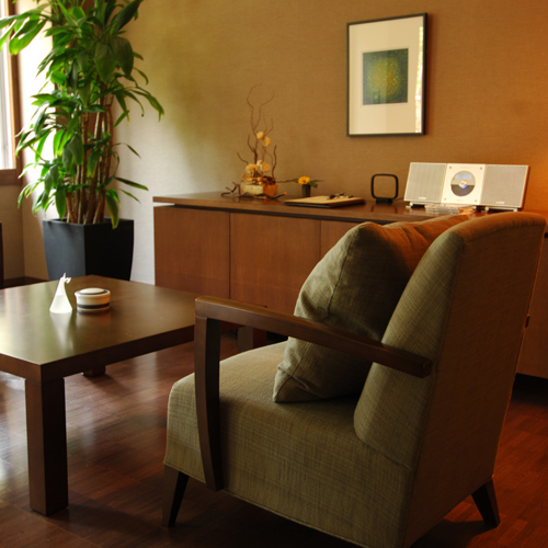[Modern Living Style Japanese-Western Room "Ibuki"] A modern yet warm room with a relaxed atmosphere