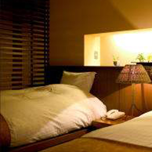[Atelier-style Western-style room "Aoi"] A Simmons bed measuring 120cm wide and 195cm long. Promises a good night's sleep