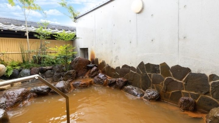 【朝食のみ】鮎の一夜干しの和朝食◆源泉かけ流し露天風呂満喫◆チェックイン23時可能◆＜駐車場無料＞