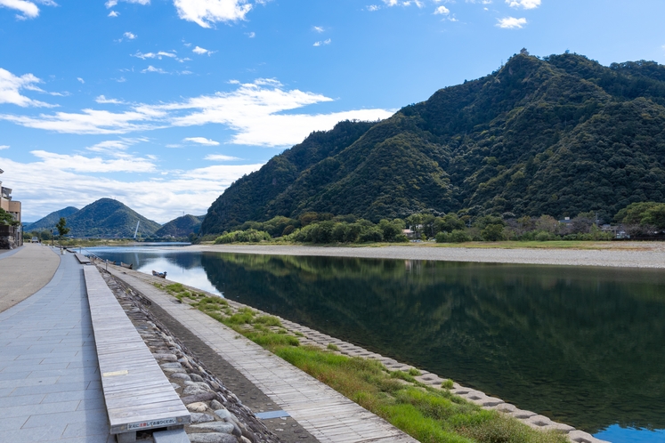 景観：長良川プロムナード