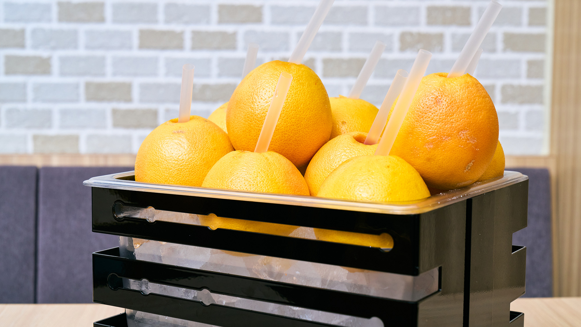 新鮮な果実そのままのジュース！ホテル朝食ビュッフェで楽しむカジュッタ体験