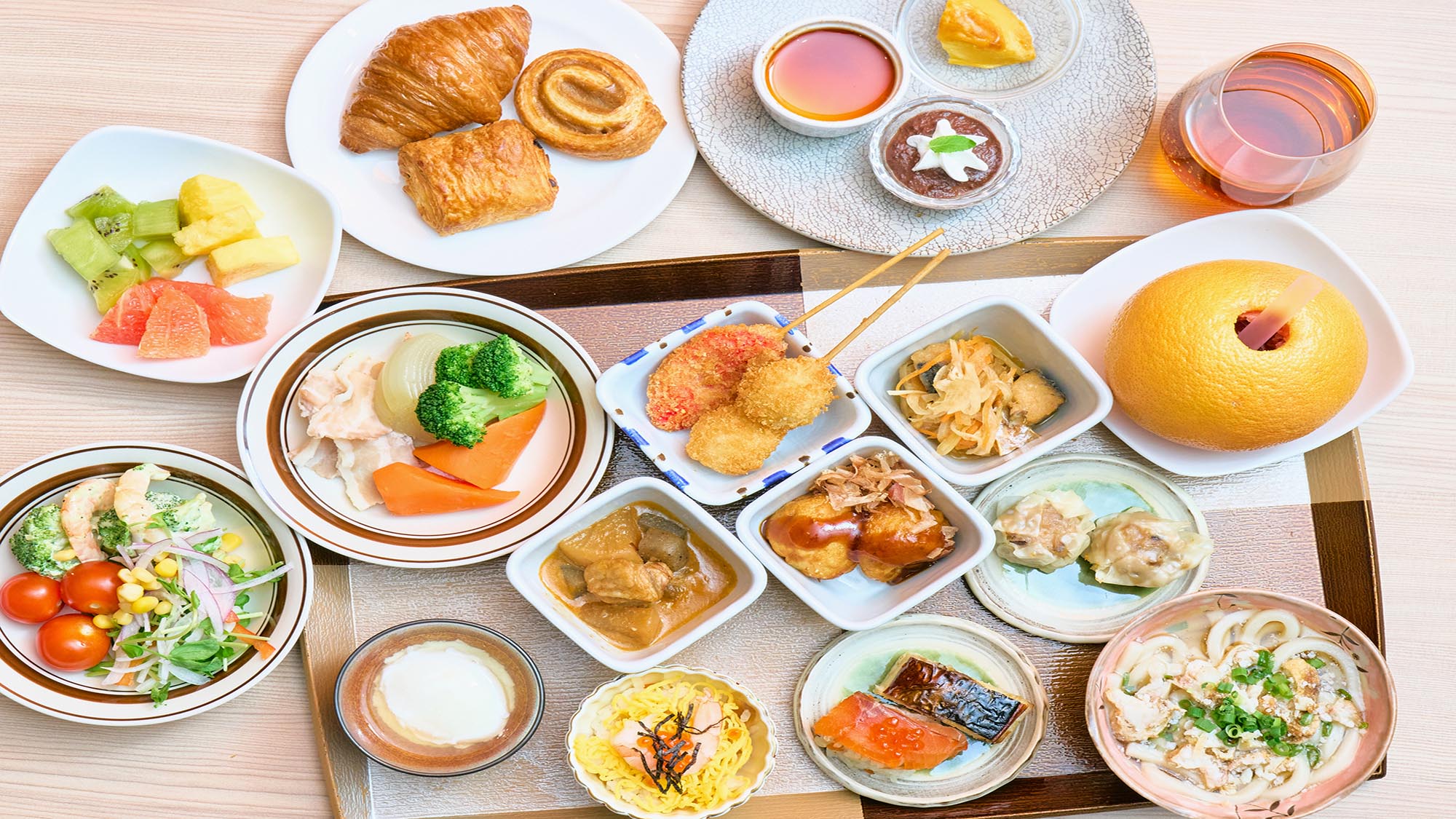 栄養たっぷりの朝食で一日をスタート！見た目にも美しいホテル朝食ビュッフェ。