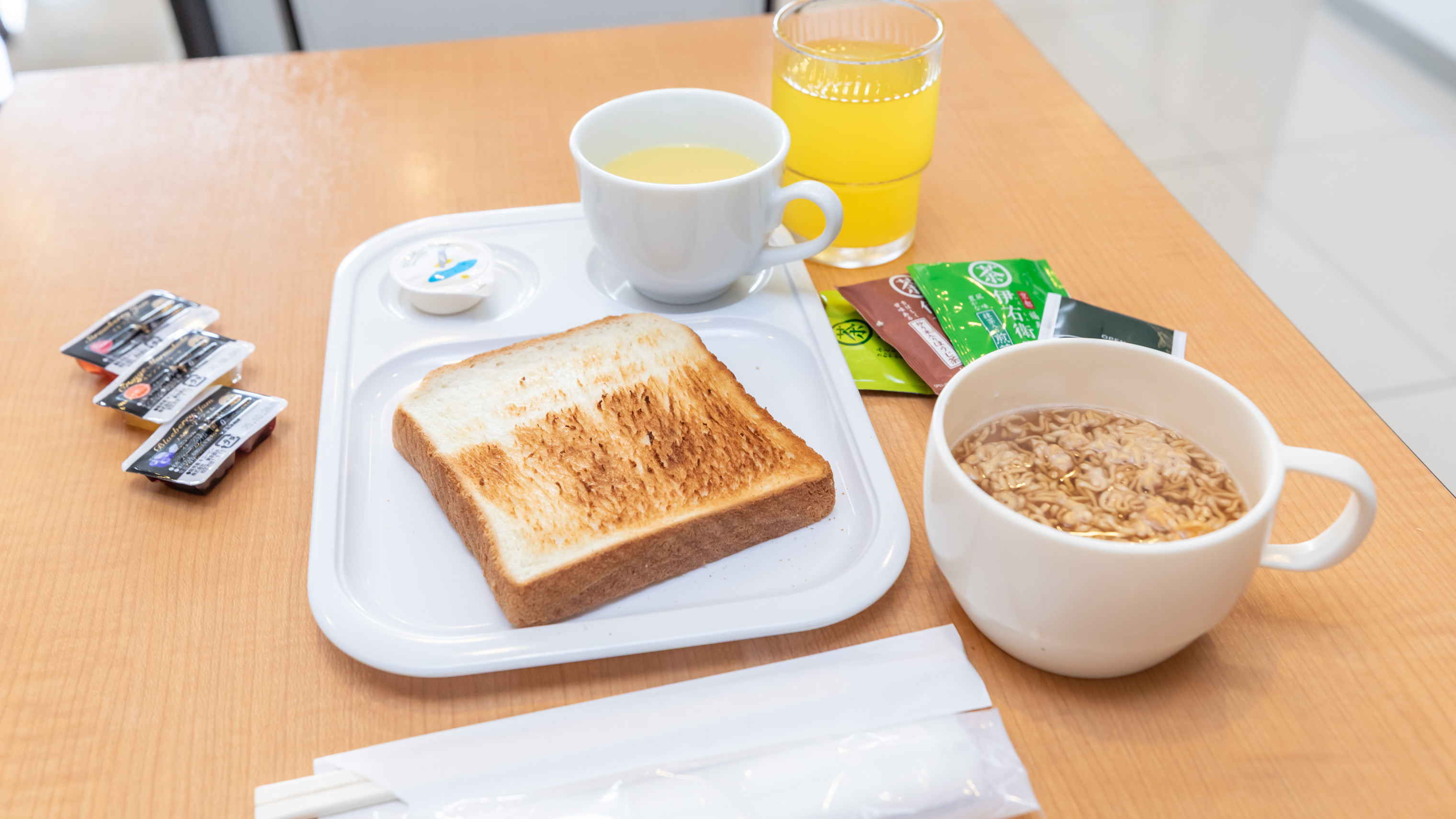 朝食一例