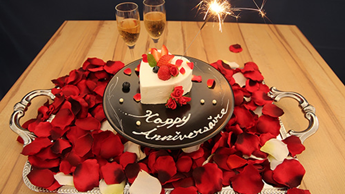 ☆記念日【2024年】Anniversary大切な1日に、ケーキを添えて／朝食付きプラン