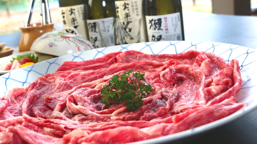 【黒田庄牛】常温で脂が溶け出してしまうほどの上質なお肉です