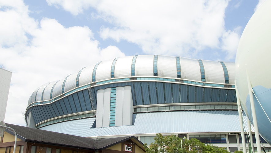 ■周辺施設：「京セラドーム」各種イベント・コンサート・スポーツなどを鑑賞できるマルチドーム