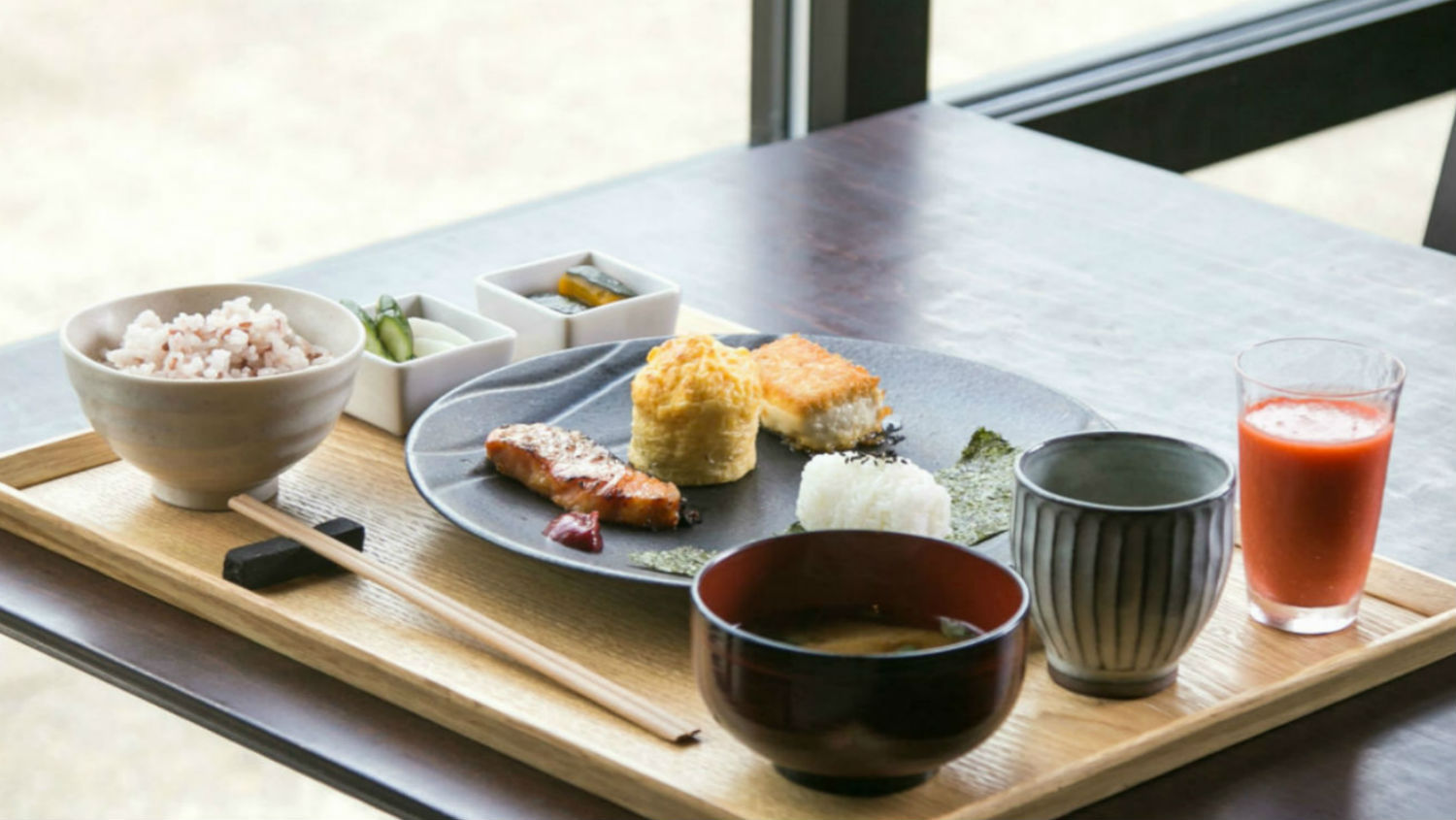 【朝食付】城下町で迎える穏やかな朝、厳選した地元食材を使ったこだわりの和朝食