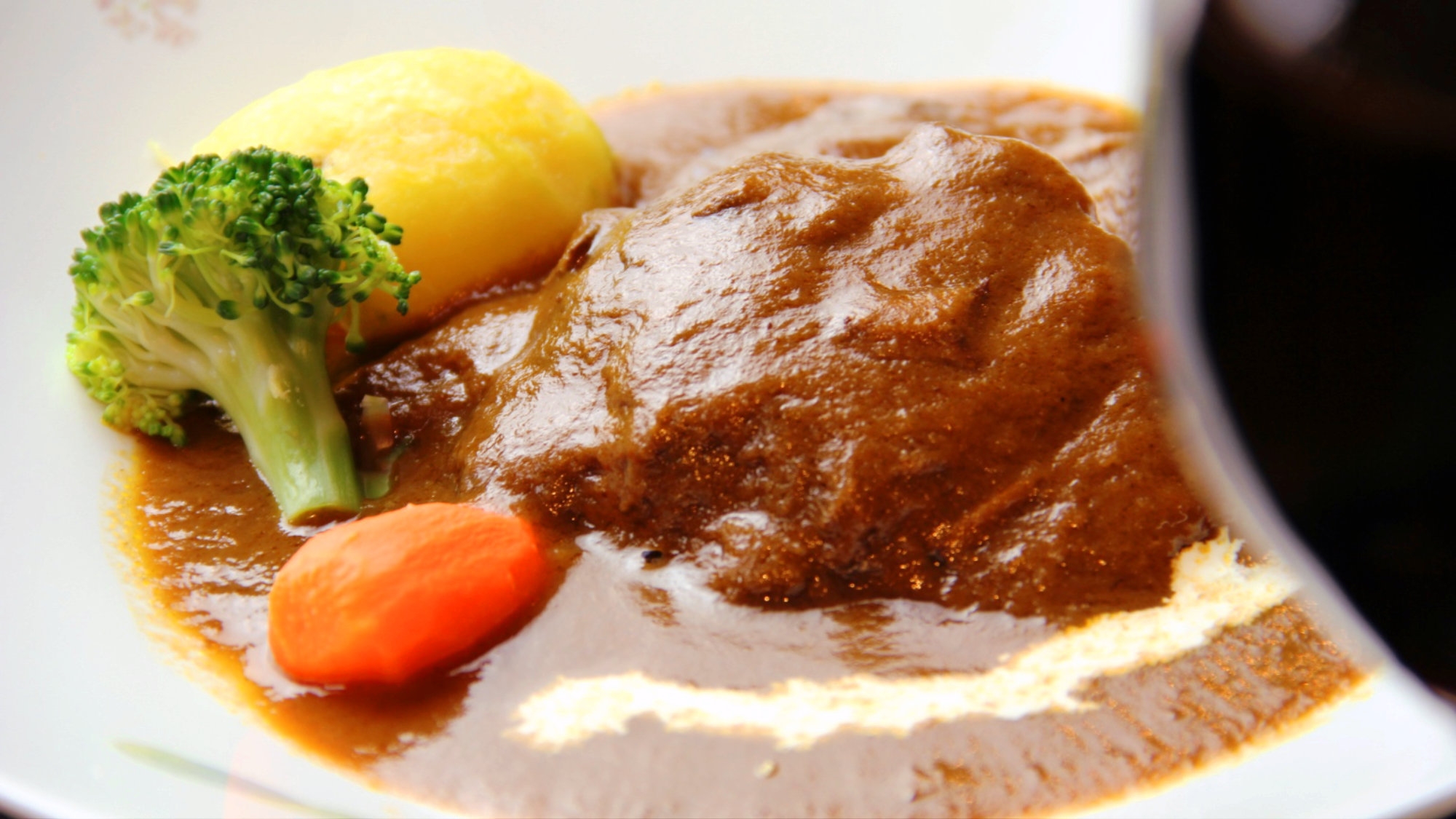 【グレードアップ】選べるメイン料理♪ビーフシチュー／和牛ハンバーグ◇2食付