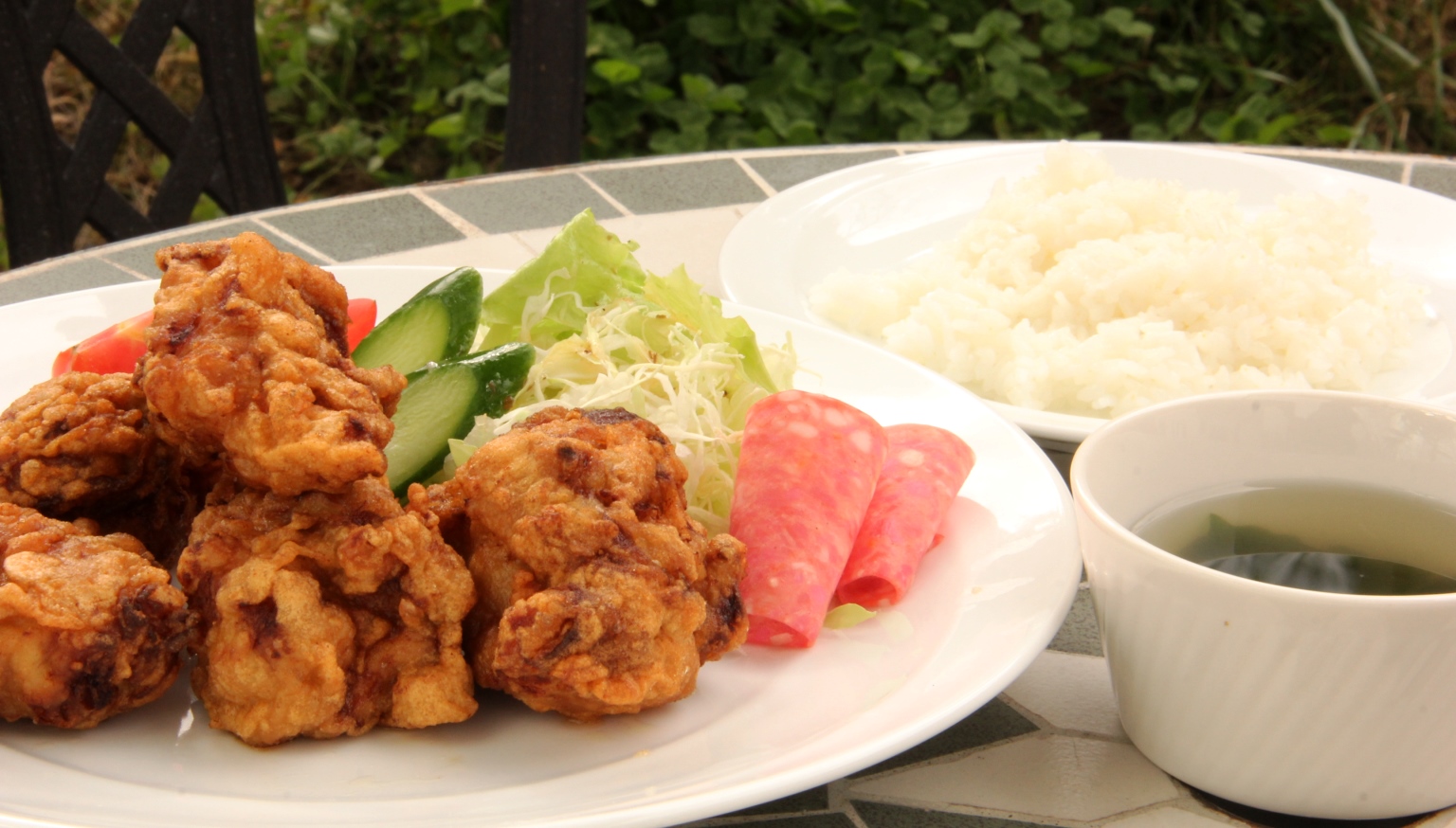 ランチ　ライス鶏の唐揚げセット