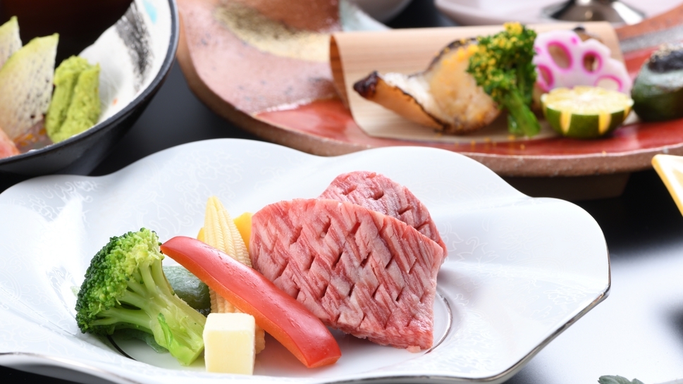 【直前割★2食付】お部屋はおまかせでお得♪極上の温泉と旬の懐石を愉しむ