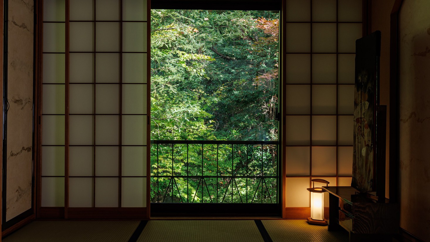 ■【富士】本館和室14畳/四季を映す日本庭園を望む